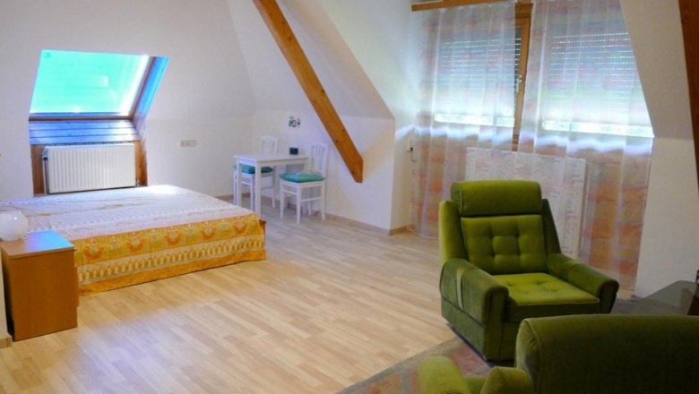 Wohn- und Schlafzimmer, © Gottfried Steiner Wohn- und Schlafzimmer, © Gottfried Steiner