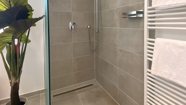 Große Walk-in Dusche, © Kay Haderer Große Walk-in Dusche, © Kay Haderer