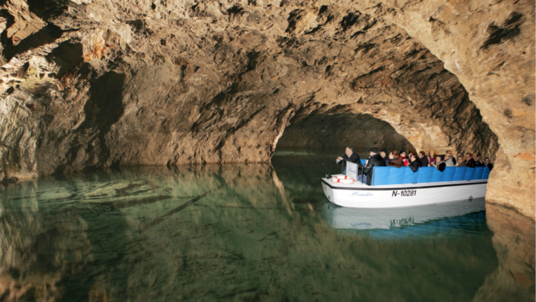 Boat trip in the Hinterbr&uuml;hl lake grotto, Austria.
