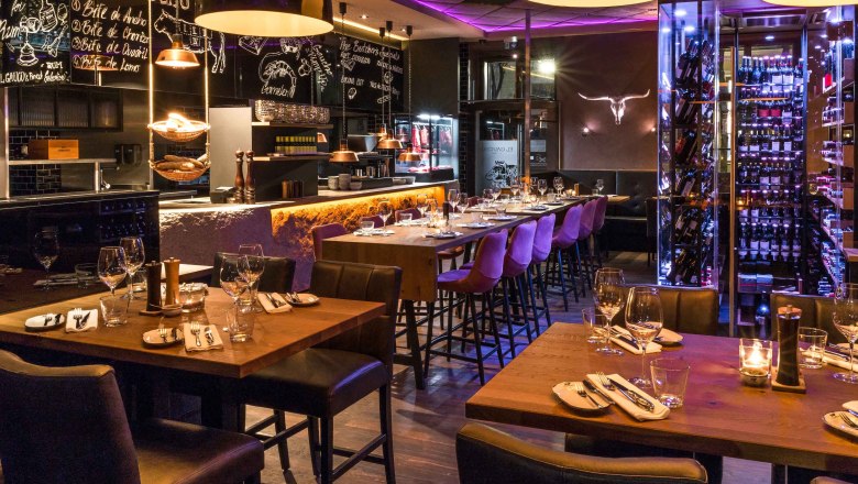 Lokal, &copy; elgaucho