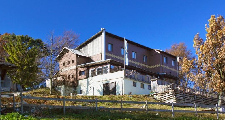 oetk-hocheck-schutzhausatoetk_wwwoetkat, © ÖTK, www.oetk.at oetk-hocheck-schutzhausatoetk_wwwoetkat, © ÖTK, www.oetk.at