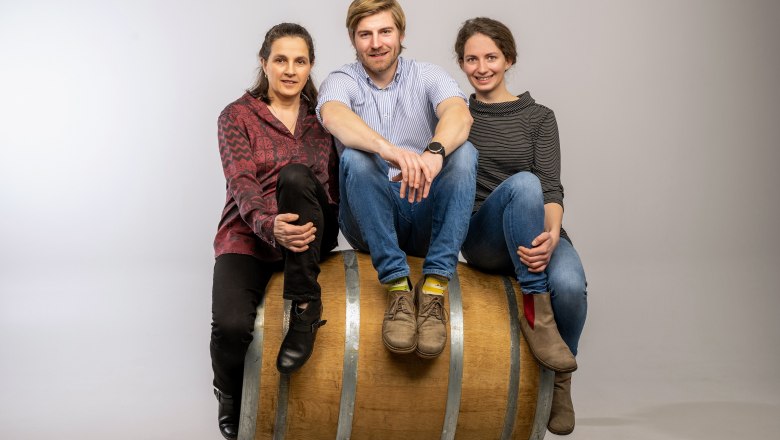 Susi, Manuel and Julia Herzog, Herzog Winery, Brunngasse, Bad V&ouml;slau, &copy; Ployer Johann