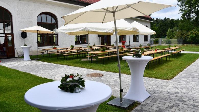 The garden - ideal for outdoor events, © Starlinger