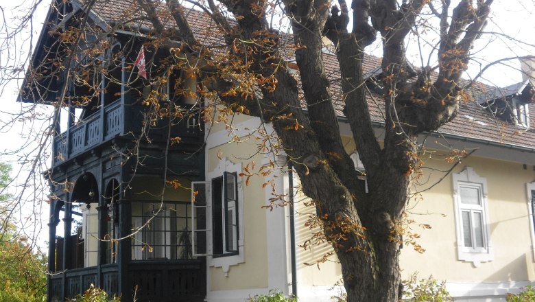 Haus Daphna im Herbst, © Thomas Rübner