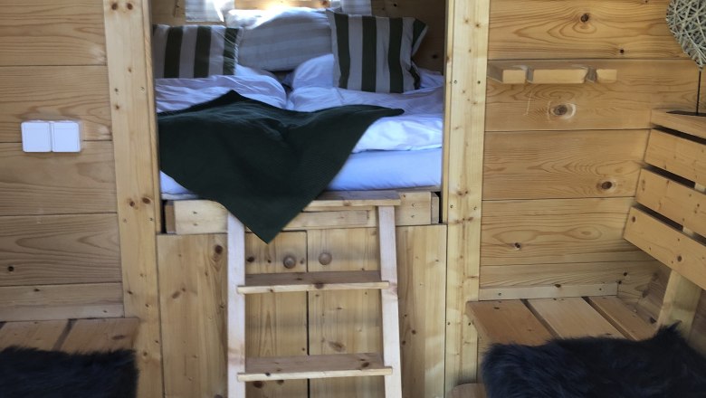 Sleeping barrel, &copy; Peter Rohm