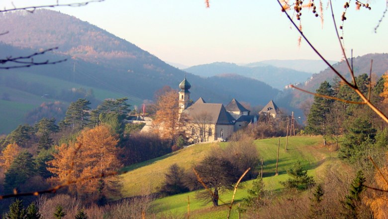 Neuhaus Castle in the fall, © Verein Burg Neuhaus