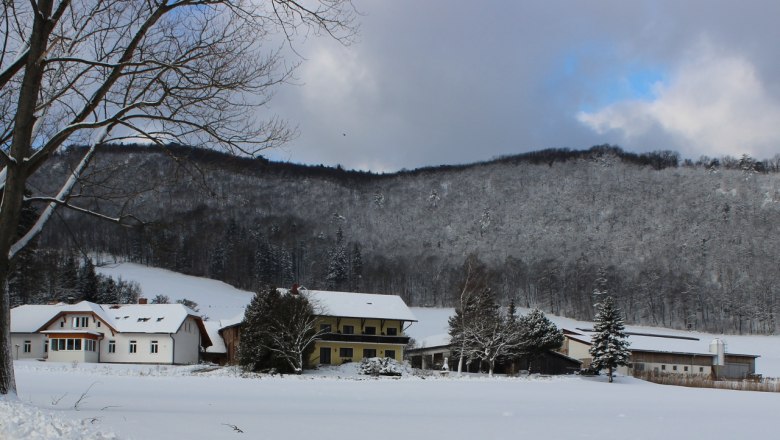 Unser Hof im Winter, &copy; Familie Reischer