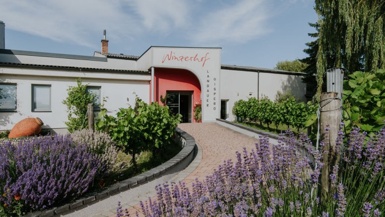 The Winzerhof, &copy; Winzerhof Landauer Gisperg