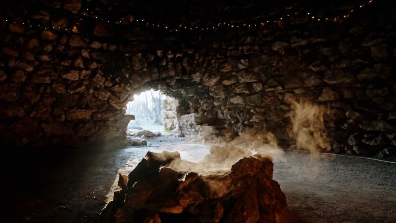 Kristallsaal im Tempel der Nacht, &copy; Schloss Sch&ouml;nau Management KG