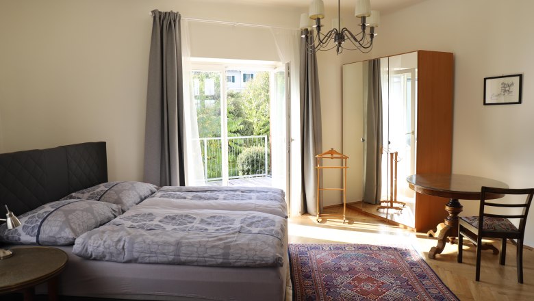 Bedroom, &copy; Elisabeth Hobik